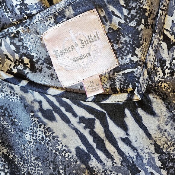 ROMEO & JULIET COUTURE,  Boho blue blouse - Picture 11 of 11